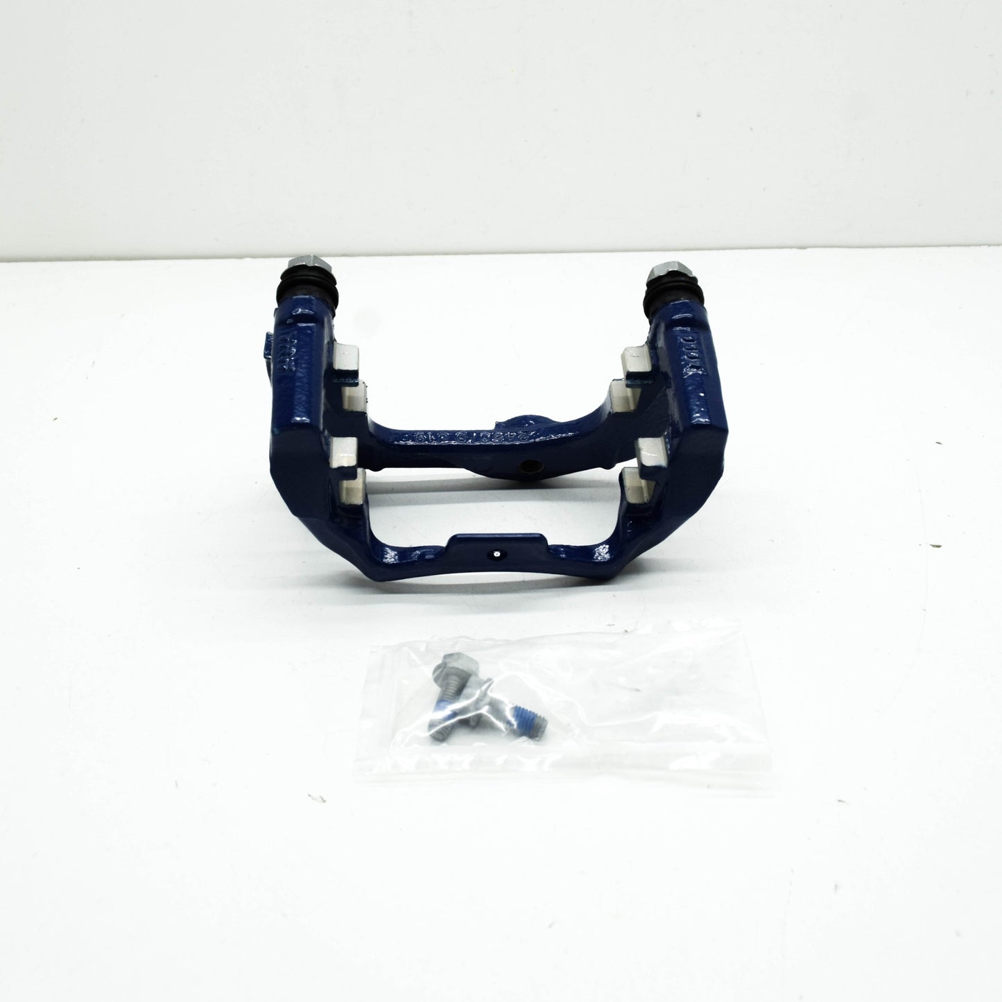 new bmw 5 g30 rear left wheel caliper carrier bracket 34206891915 original