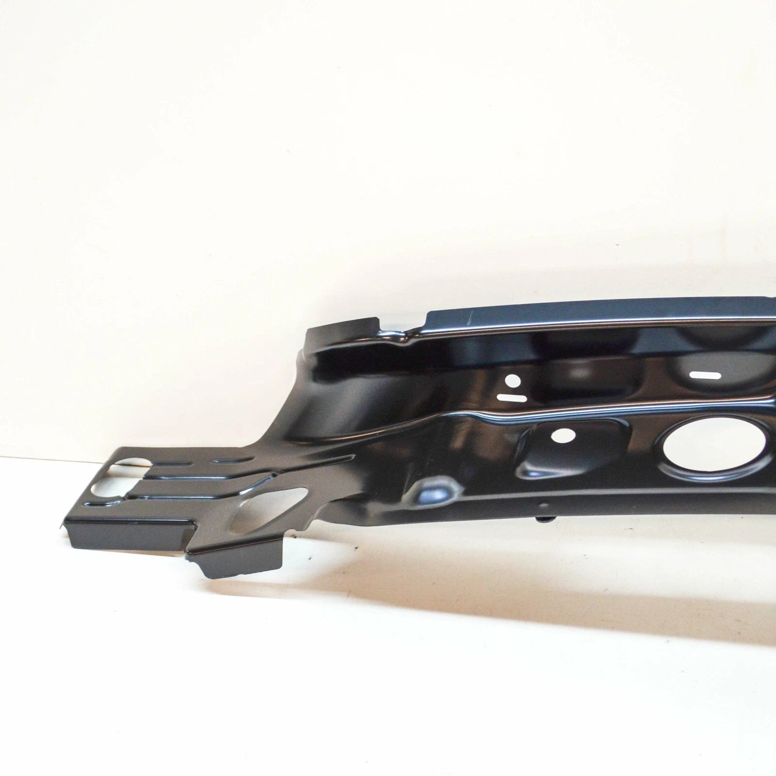 NEW AUDI A6 C8 REAR BODY REINFORCEMENT 4K5813331 ORIGINAL