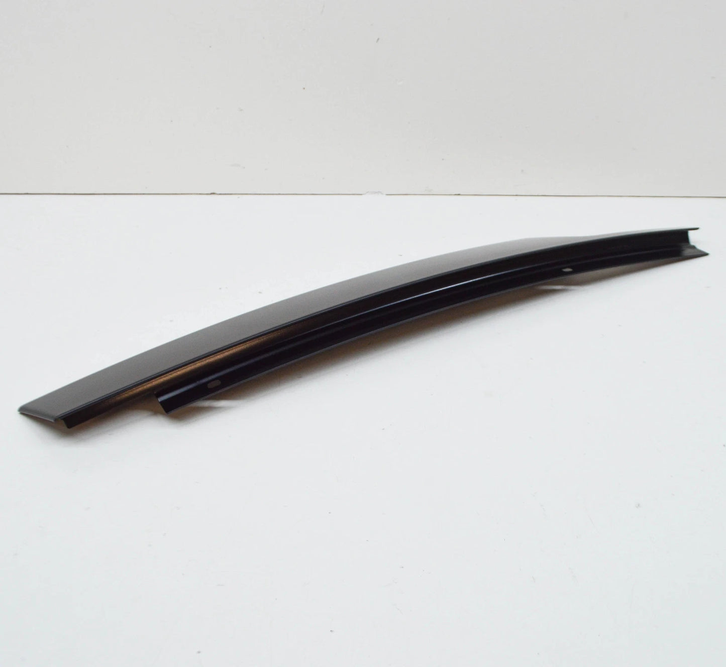 NEW BMW X1 E84 LEFT FRONT DOOR B-PILLAR TRIM FINISHER COVER 51332990311 ORIGINAL
