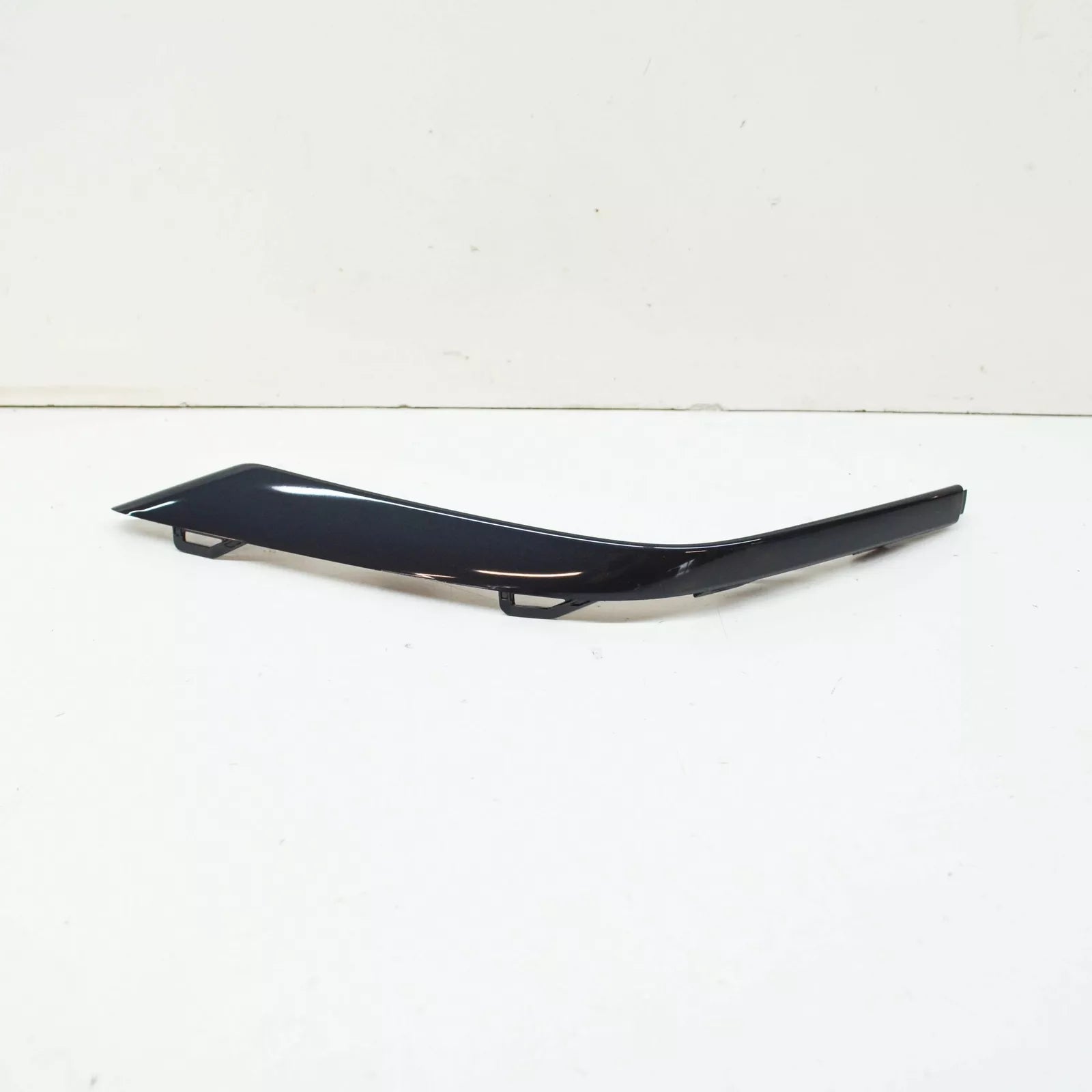 NEW AUDI A5 S5 CABRIO 8W6 REAR RIGHT BUMPER MOLDING 8W6853258ARN4 ORIGINAL