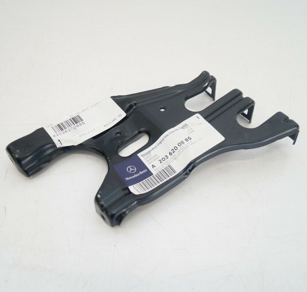 NEW MERCEDES-BENZ C-CLASS W203 FRONT SLAM PANEL BRACKET A2036200885 2006
