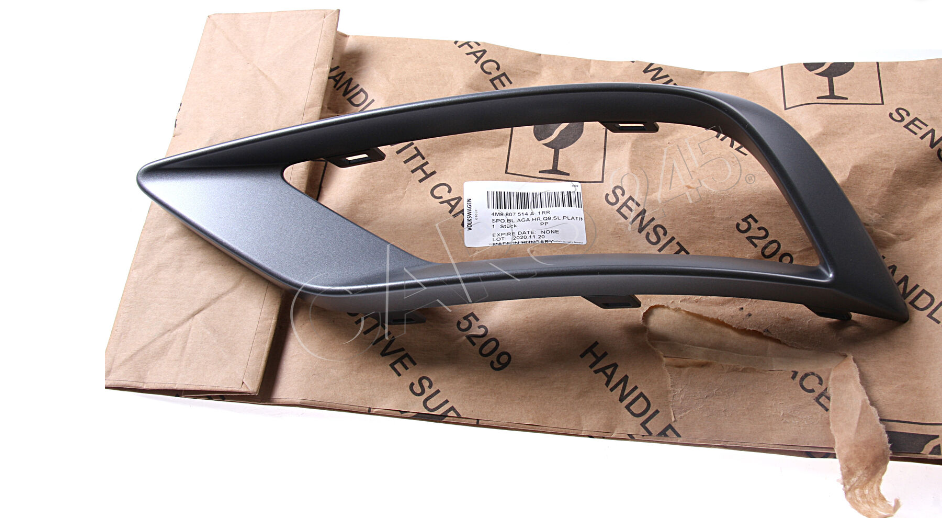 NEW AUDI Q8 4MN REAR RIGHT BUMPER TRIM 4M8807514A1RR ORIGINAL