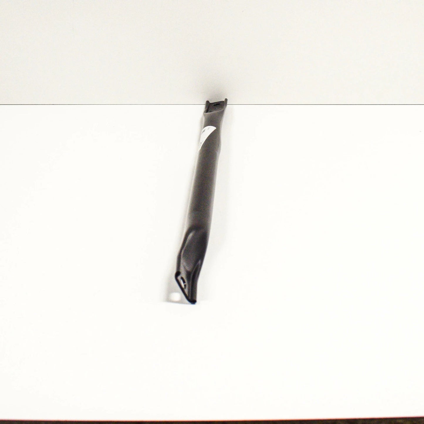 NEW AUDI Q5 80A FRONT RIGHT REINFORCEMENT BAR BRACKET SUPPORT 80A805645 ORIGINAL