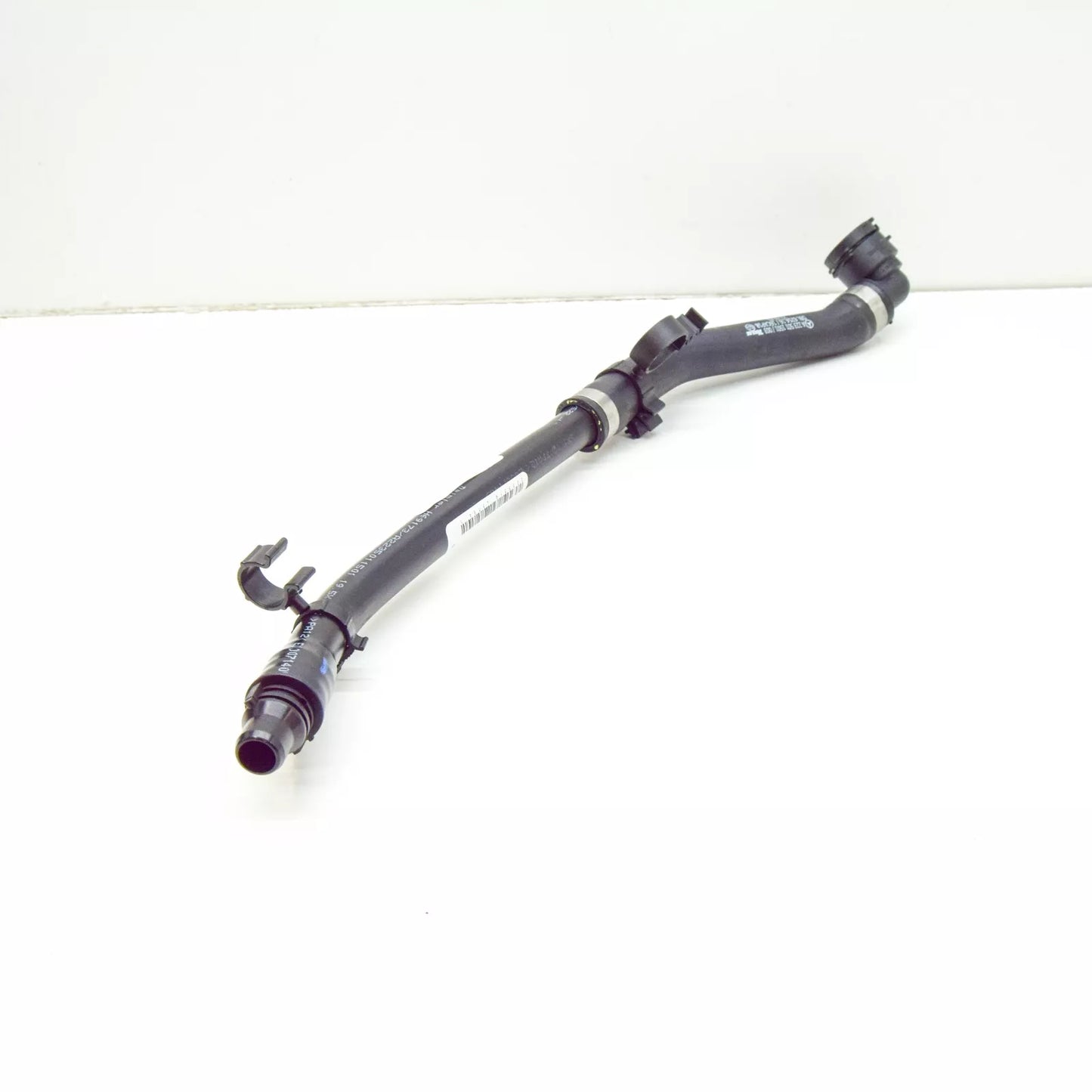 NEW MERCEDES-BENZ S W223 COOLANT HOSE PIPE A2235011501