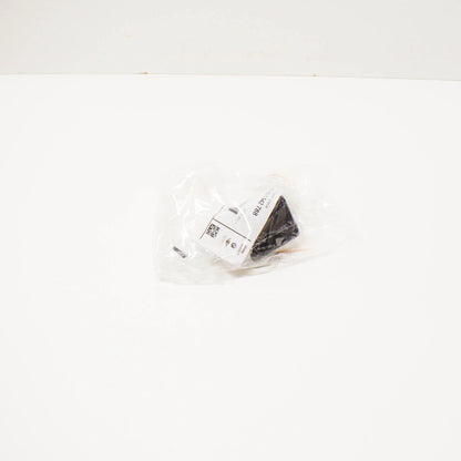 NEW BMW 3 E30 CONVERTIBLE HARDTOP RIGHT COVERING 51431942788 1942788 ORIGINAL