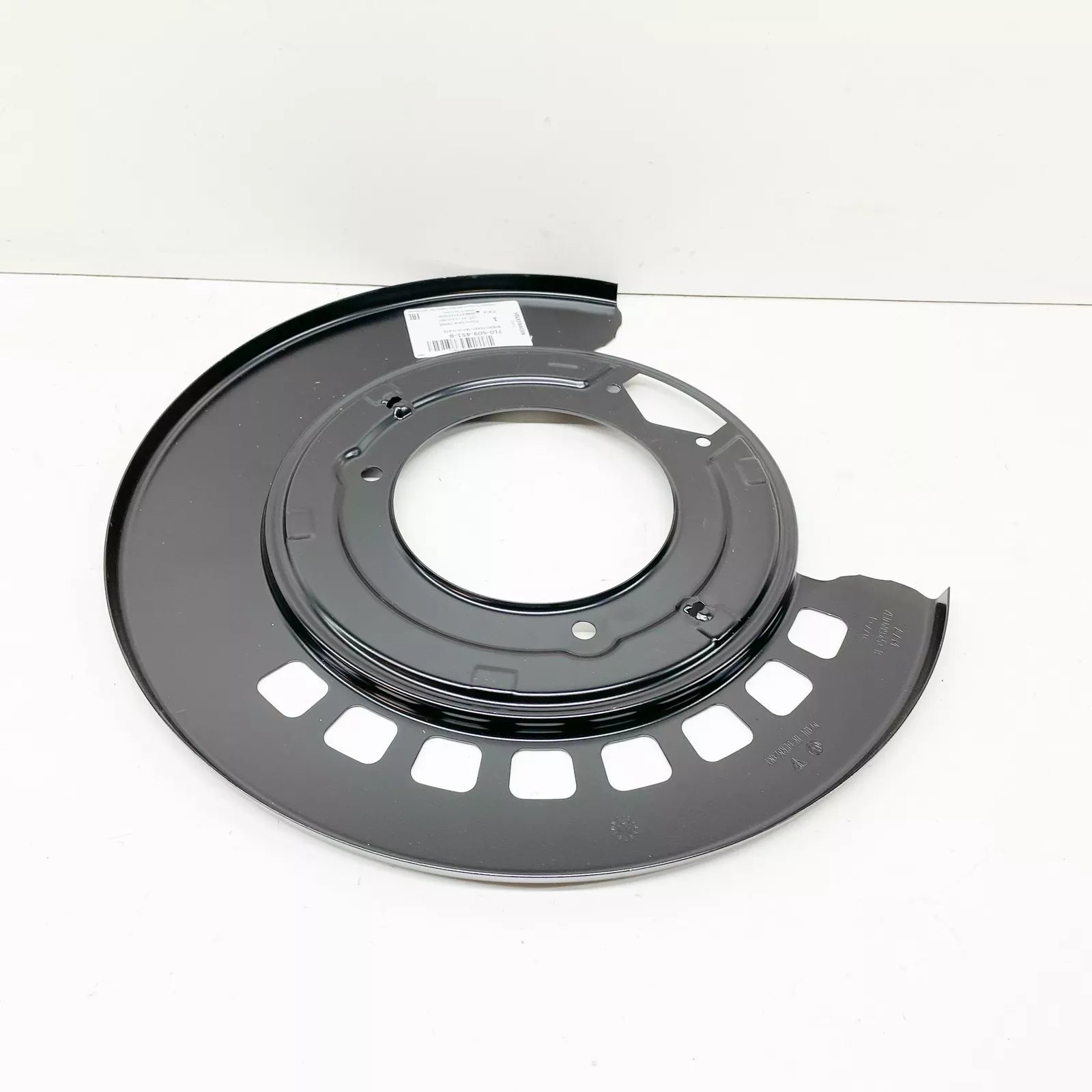 NEW VW TOUAREG 7L LEFT BRAKE BACKING PLATE 7L0609451B