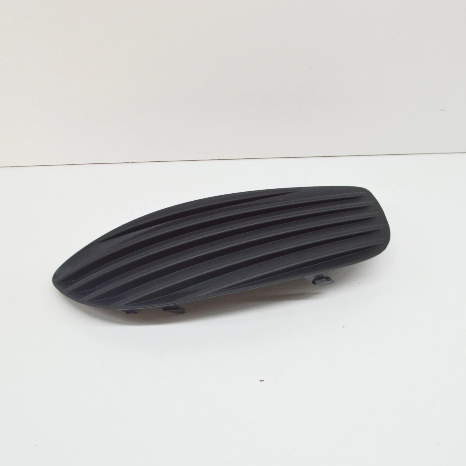 NEW MB VITO W447 FRONT BUMPER RIGHT COVER TRIM A44788401749051