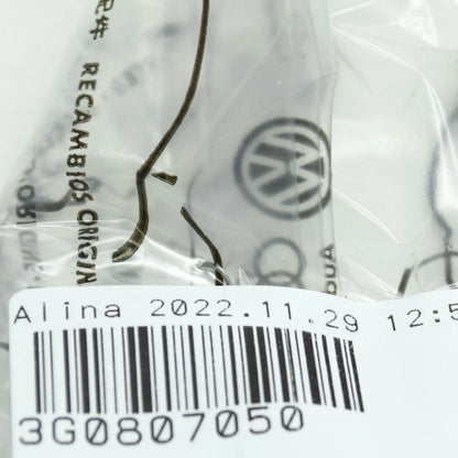 NEW VOLKSWAGEN PASSAT B8 FRONT BUMPER RIGHT GUIDE PROFILE 3G0807050