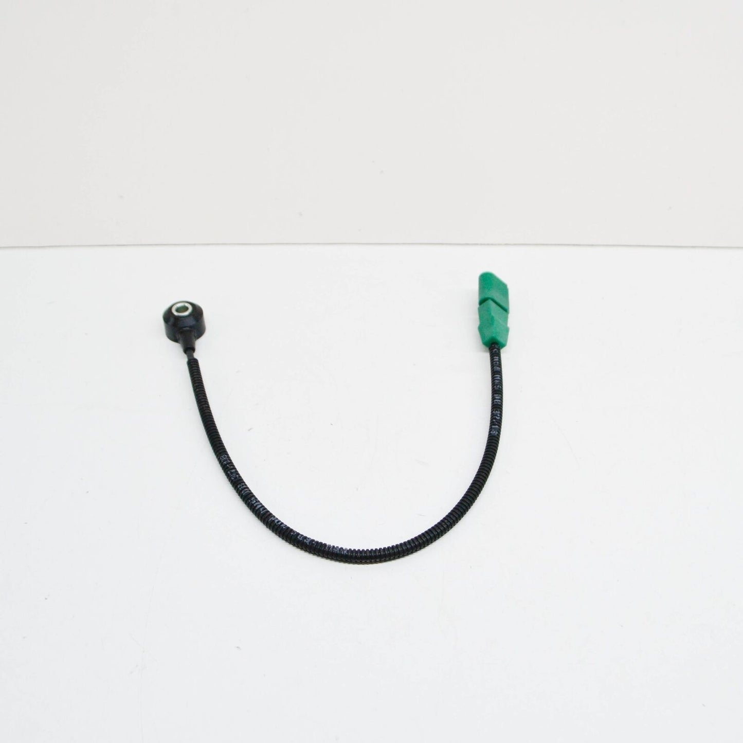 NEW AUDI A6 C7 ENGINE DETONATION KNOCK SENSOR CYL. 1-3 06E905377J ORIGINAL