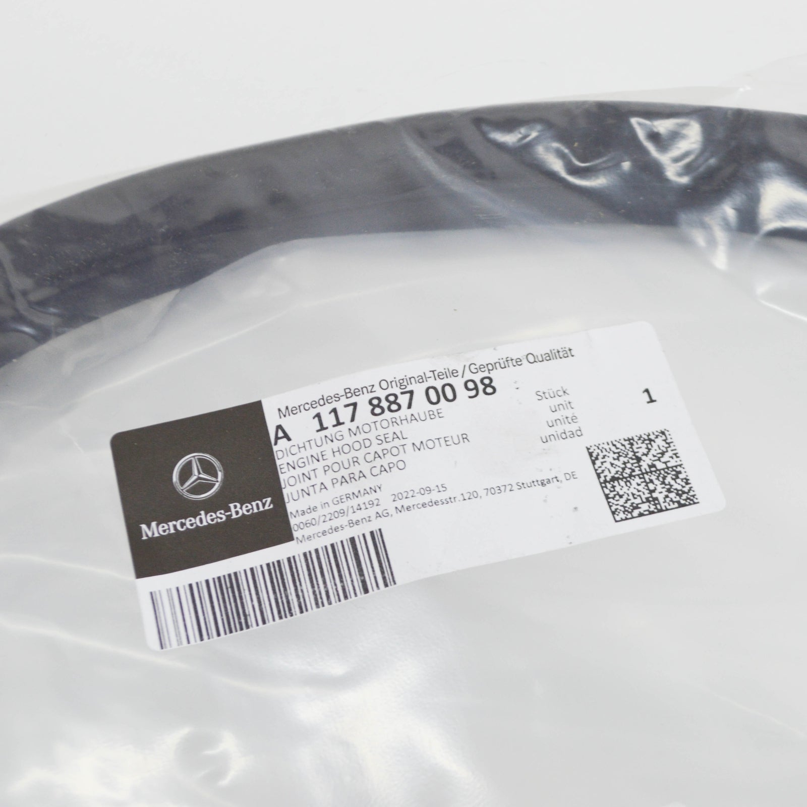 NEW MERCEDES-BENZ CLA C117 BONNET HOOD RUBBER SEAL A1178870098 2016 ORIGINAL