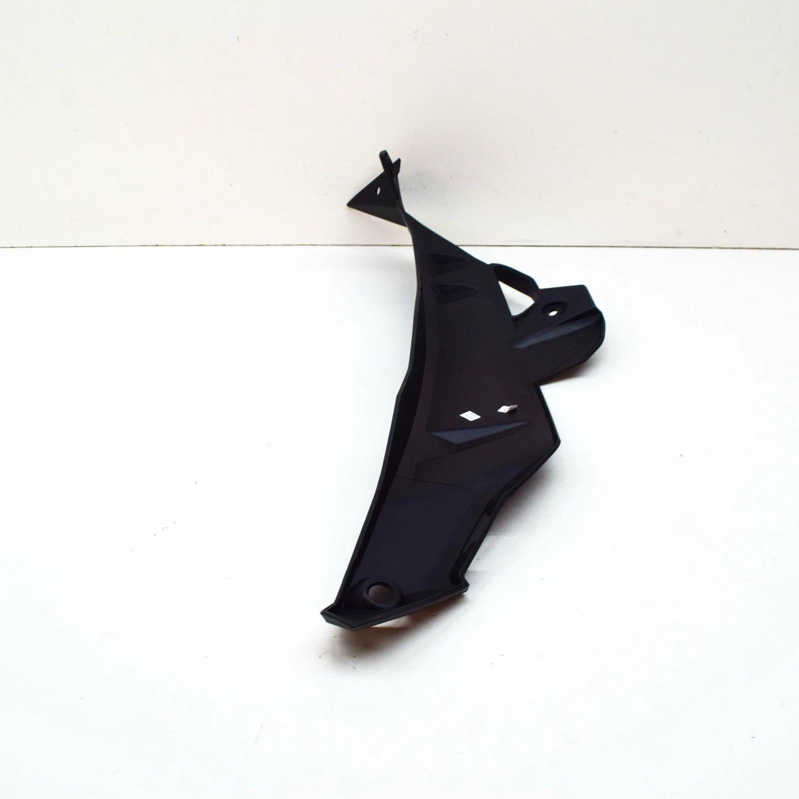 NEW BMW S 1000 R17 FRONT RIGHT GRILL COVER 46638560330 ORIGINAL