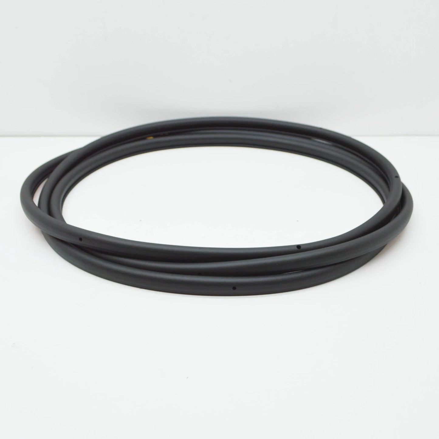 NEW AUDI Q5 FRONT LEFT DOOR RUBBER SEAL 8R 8R0837911L 2013