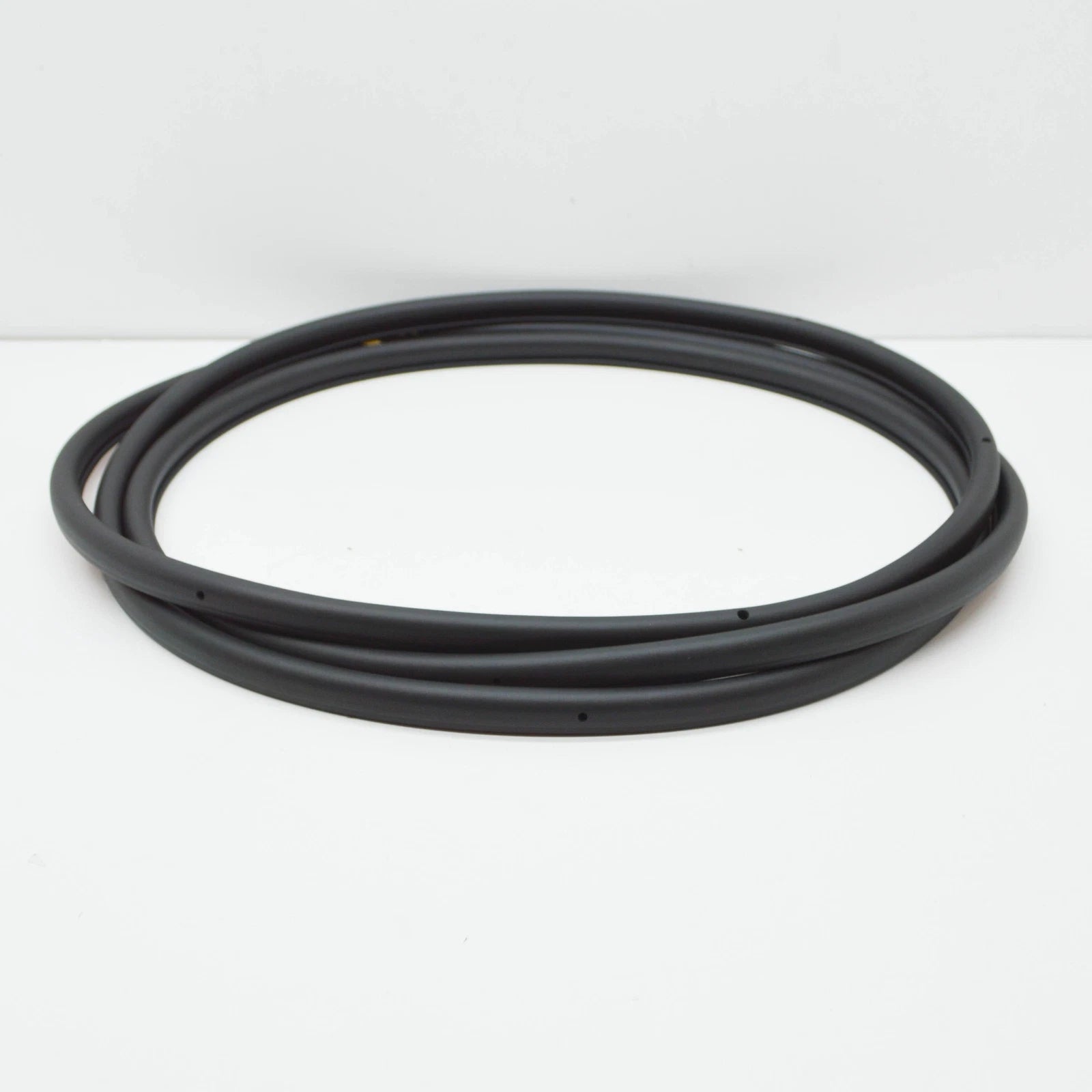 NEW AUDI Q5 FRONT LEFT DOOR RUBBER SEAL 8R 8R0837911L 2013