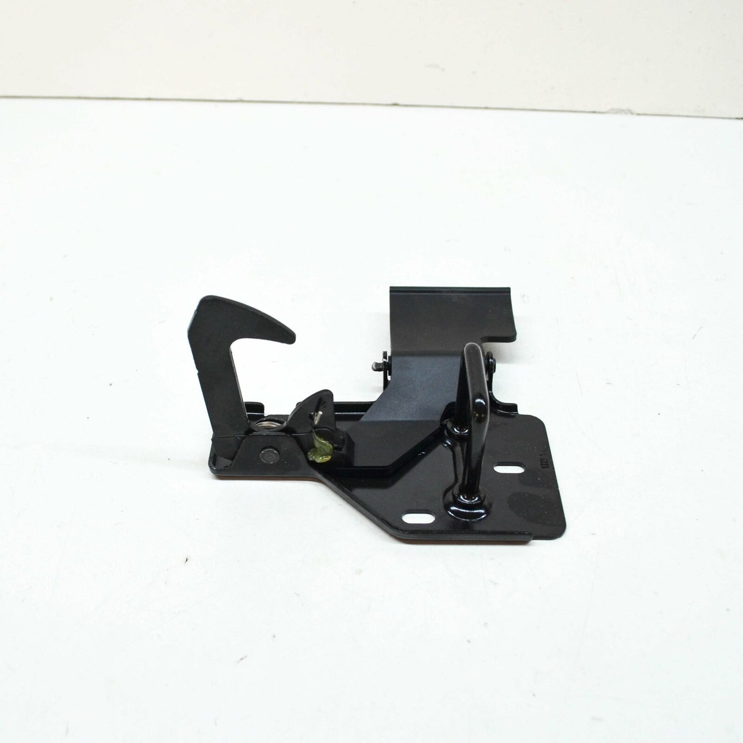 NEW VOLKSWAGEN AMAROK FRONT BONNET HOOD SAFETY LATCH PART 6Q0823480D ORIGINAL