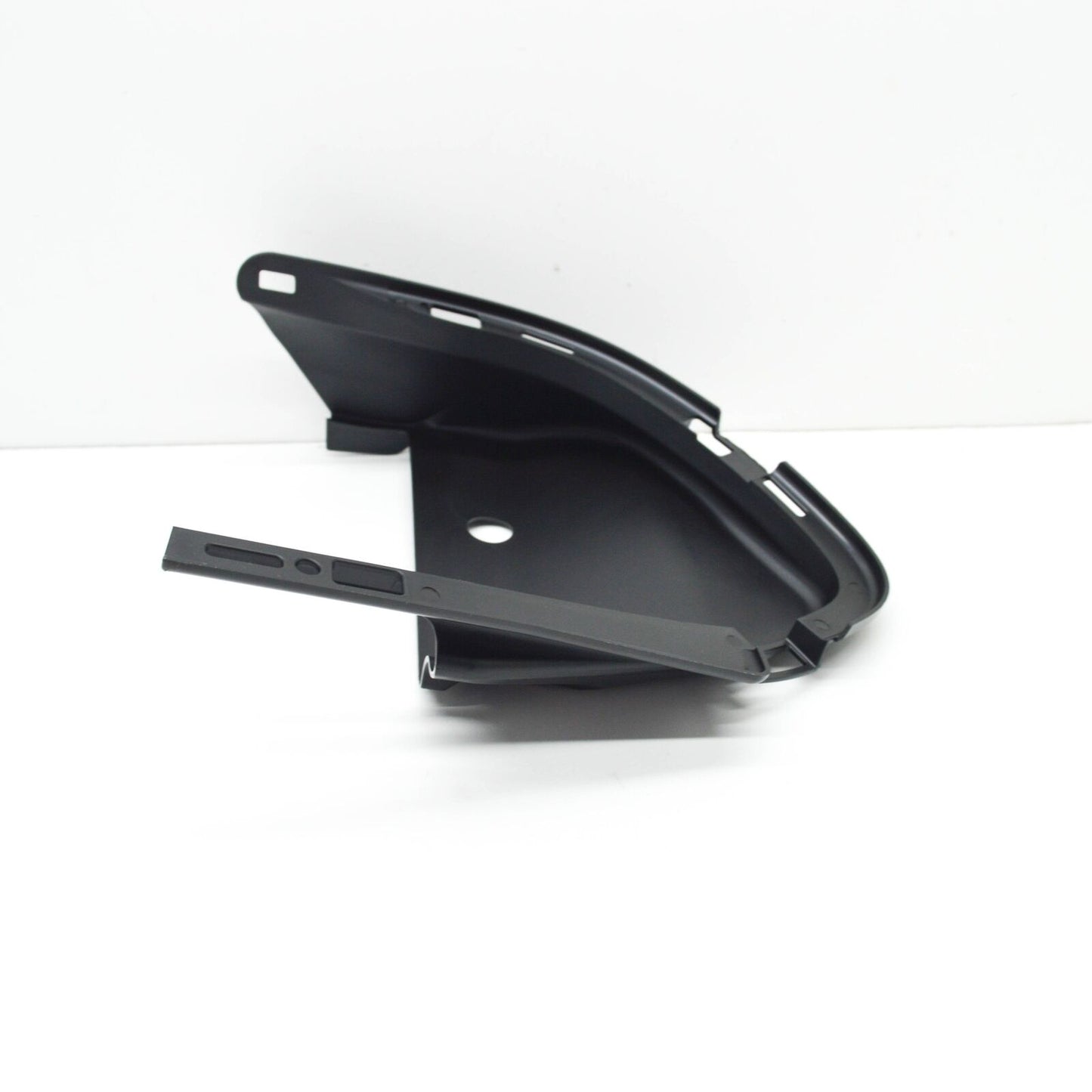 NEW MERCEDES-BENZ CLS C257 LEFT AIR DUCT SEGMENT A2578853902 ORIGINAL