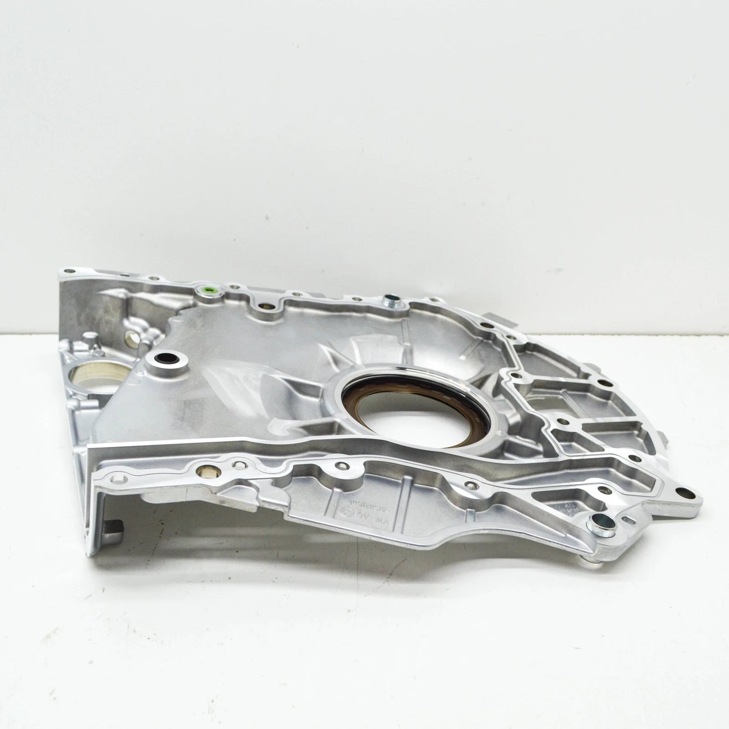 NEW AUDI A3 SPORTBACK 8YA ENGINE TIMING CASE COVER 07K109210AC ORIGINAL