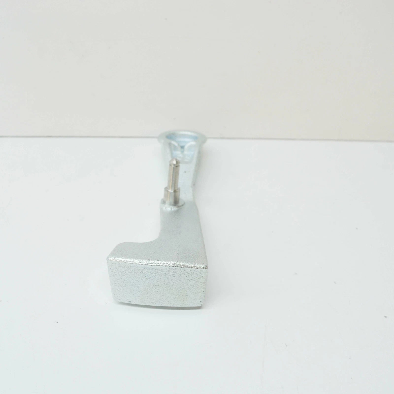 NEW VOLKSWAGEN AMAROK FRONT GEARSHIFT LEVER 2H0711051B