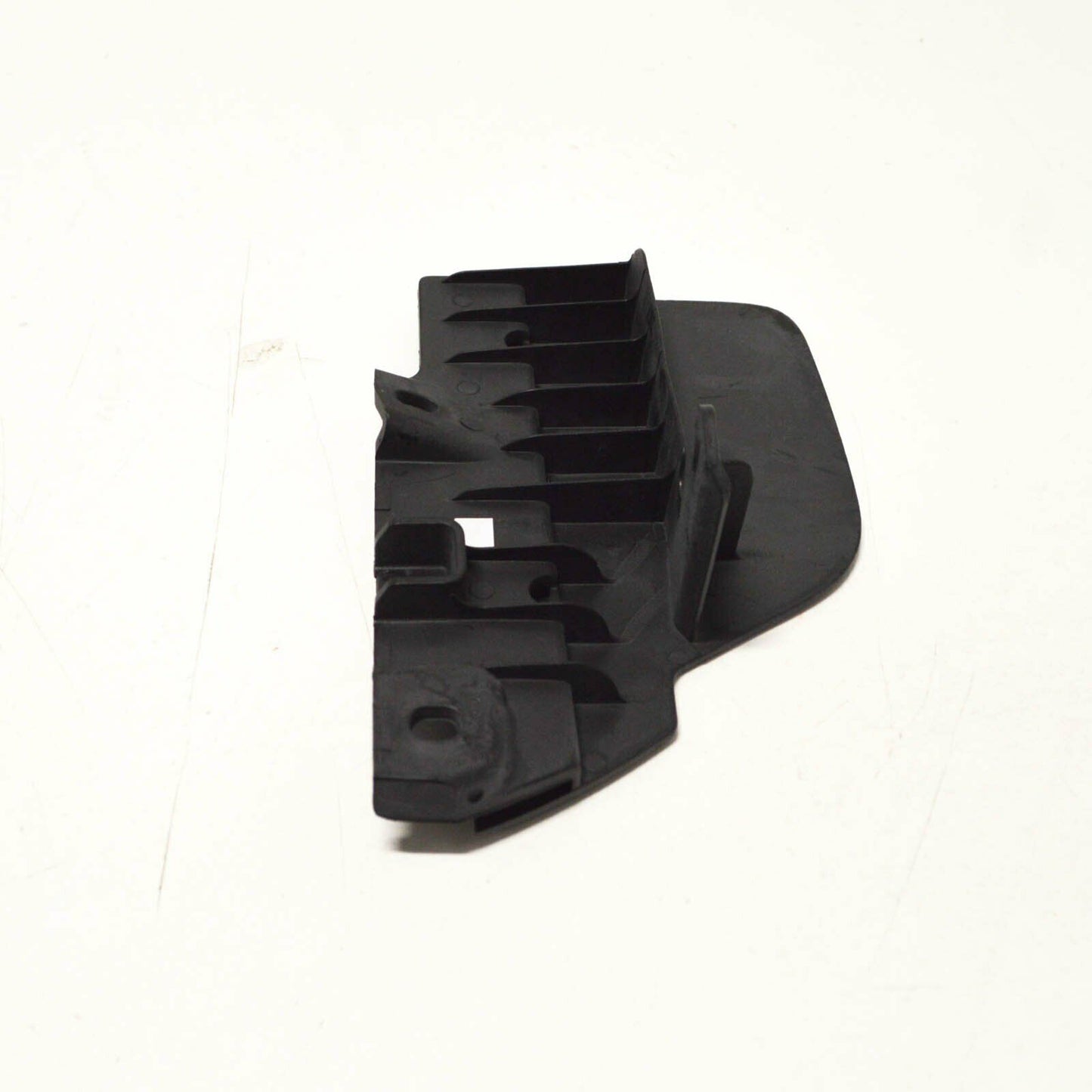 NEW VOLKSWAGEN GOLF MK7 5G REAR RIGHT MUDGUARD END CAP 5G0854858 ORIGINAL