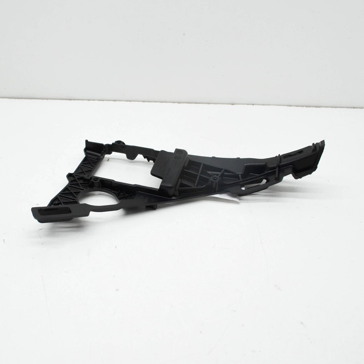 NEW AUDI Q7 4M BLIND SPOT DETECTION WARNING SENSOR BRACKET RIGHT 4M0919504B