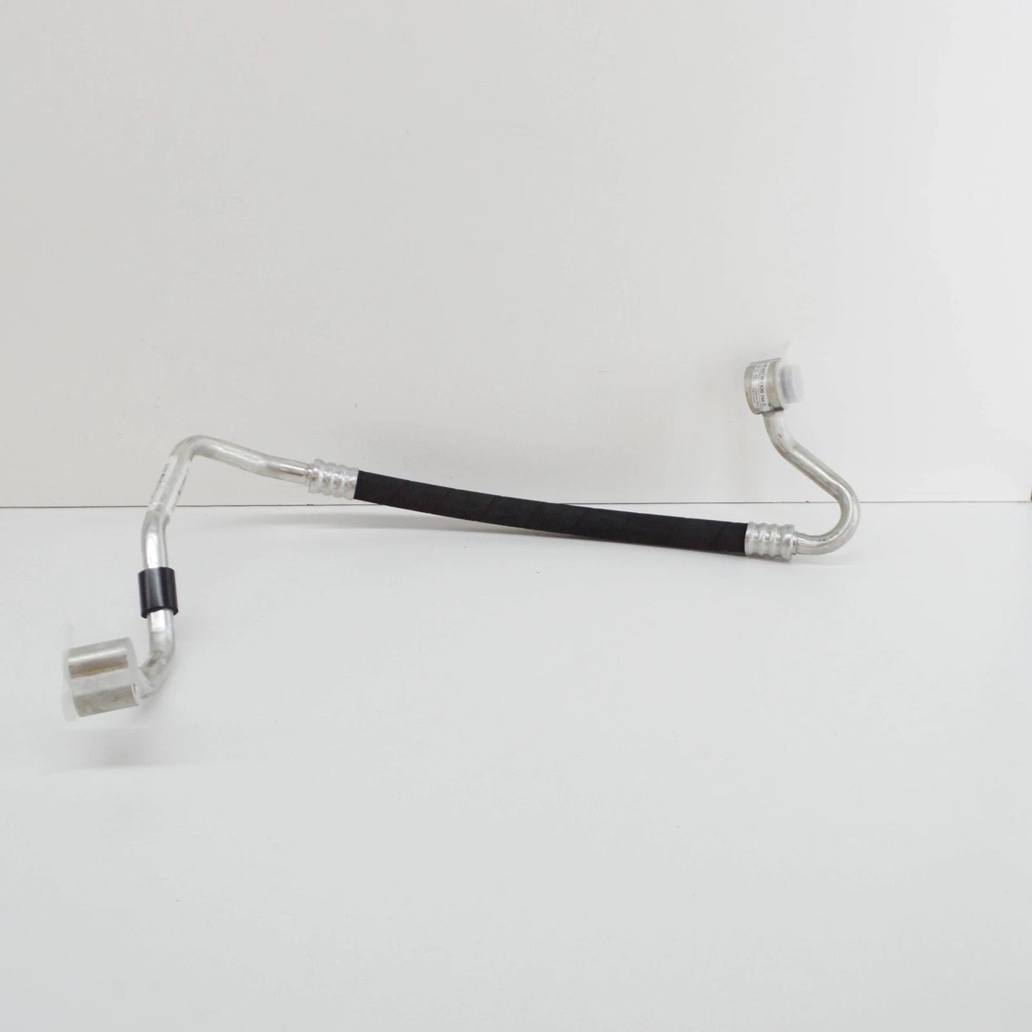 NEW VW TRANSPORTER V T5 A/C AIR CON REFRIGERANT HOSE LOWER 7E0820744C ORIGINAL