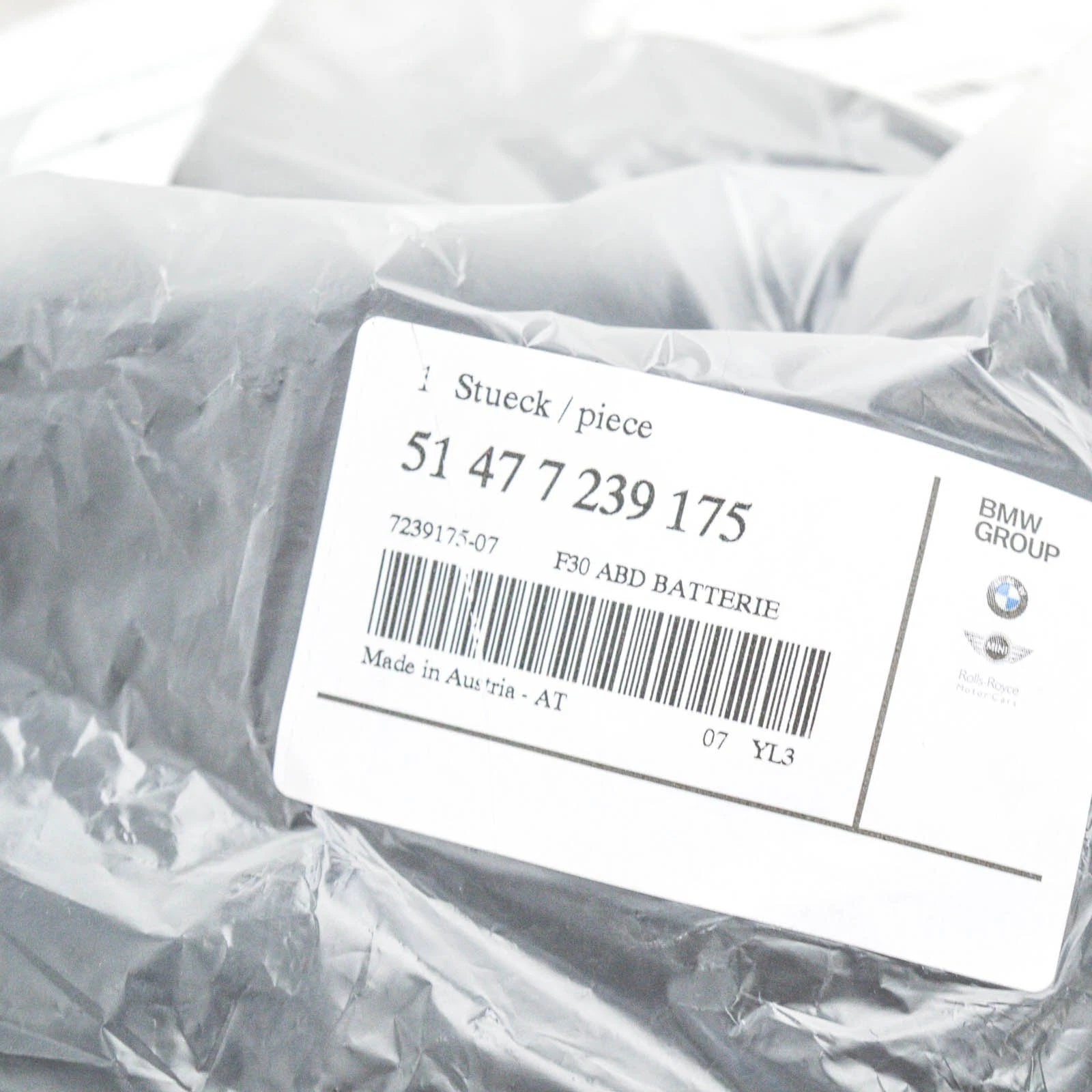 NEW BMW 3 F30 F80 BATTERY COVER 51477239175 7239175 ORIGINAL