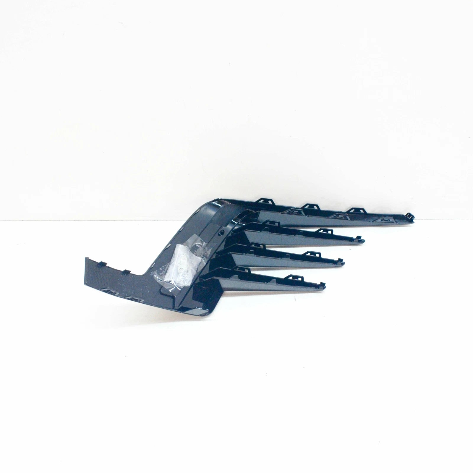 NEW VW GOLF MK7 FRONT BUMPER LEFT VENT GRILLE 5G0807027041 ORIGINAL