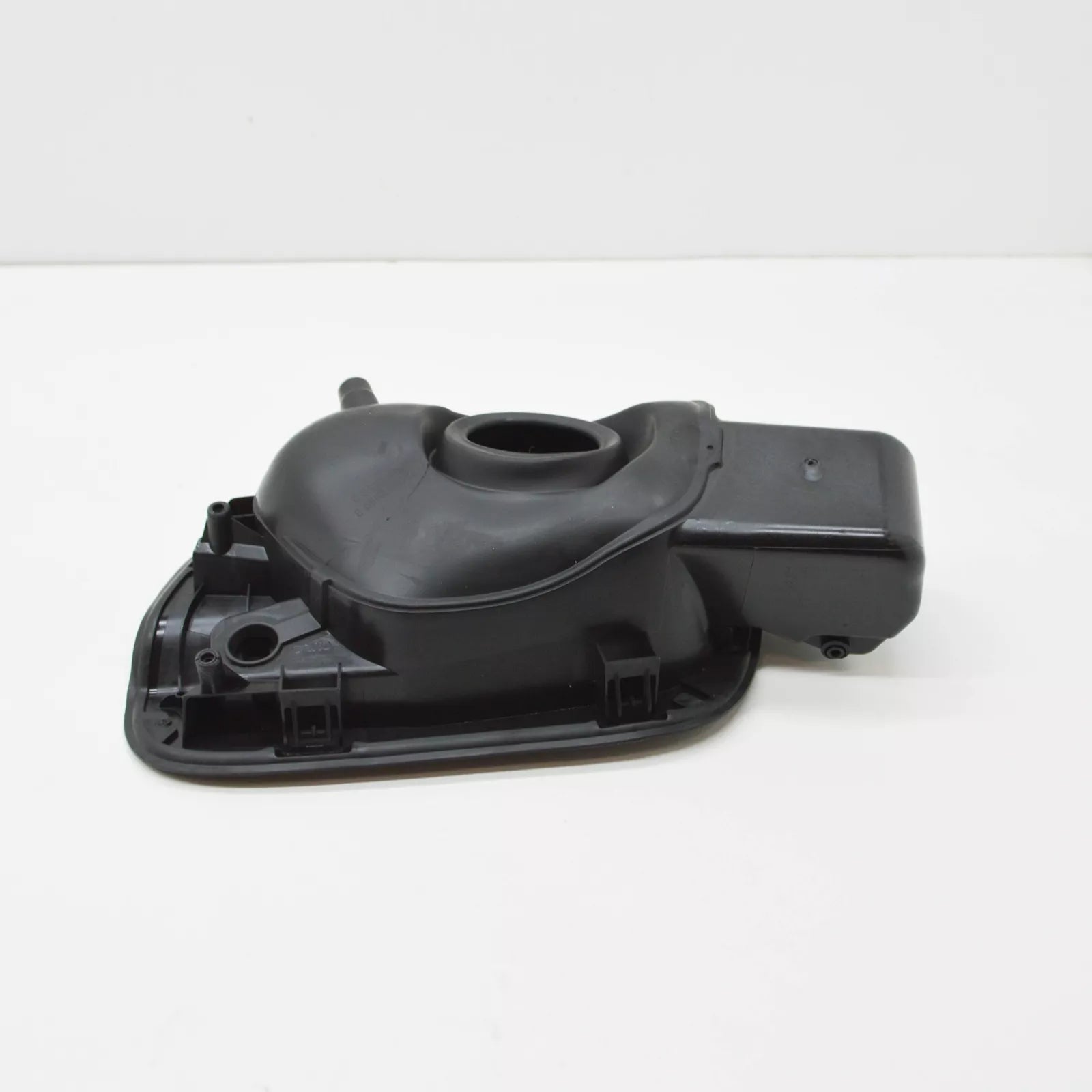 NEW VOLKSWAGEN TIGUAN ALLSPACE MK2 FUEL TANK FLAP HOUSING 5NN809857B