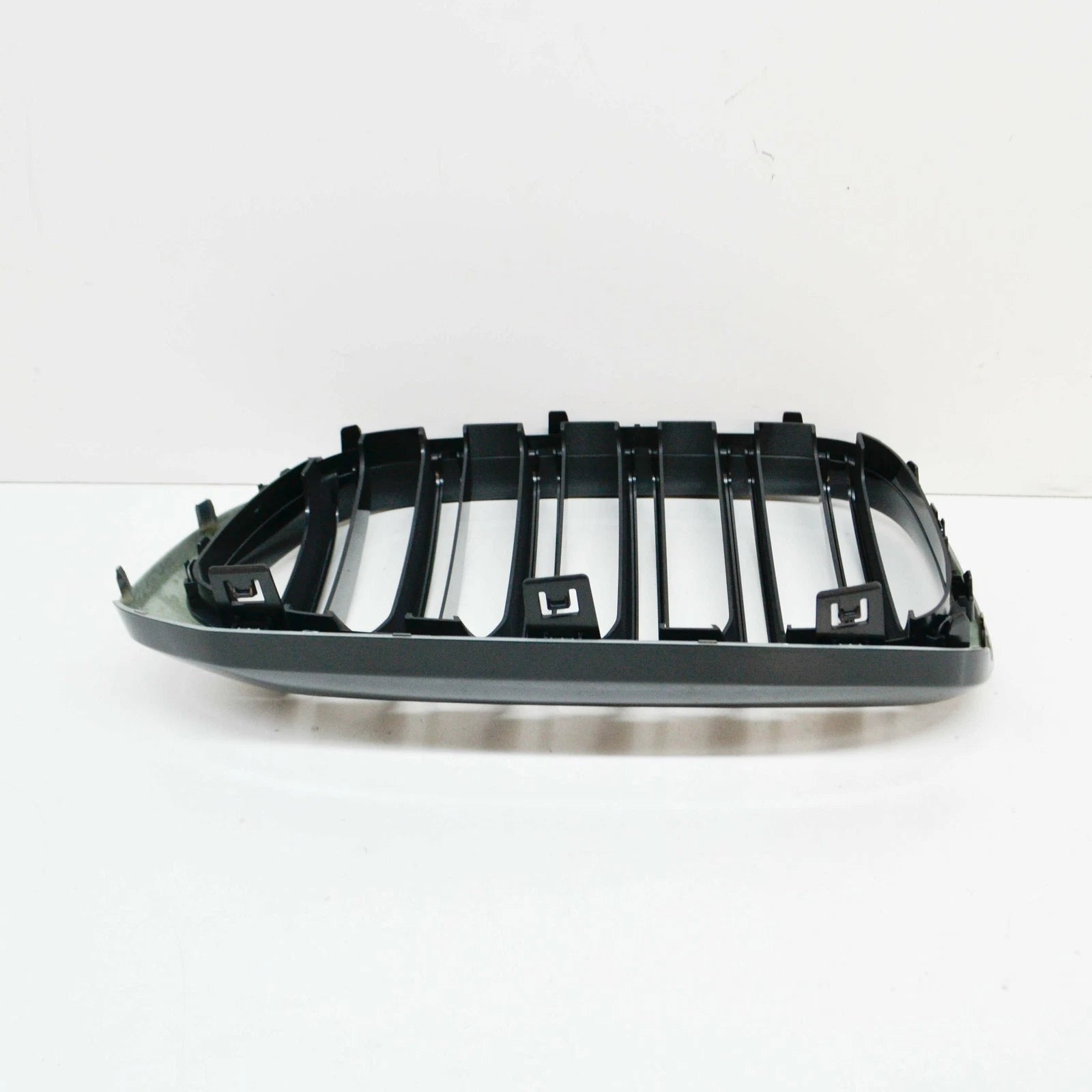 NEW BMW X3 G01, F97 FRONT RIGHT BUMPER GRILL 8098088 51118098088 ORIGINAL