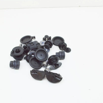 NEW AUDI A4 B8 ENGINE BONNET ATTACHMENT PARTS SET 8K0098615A