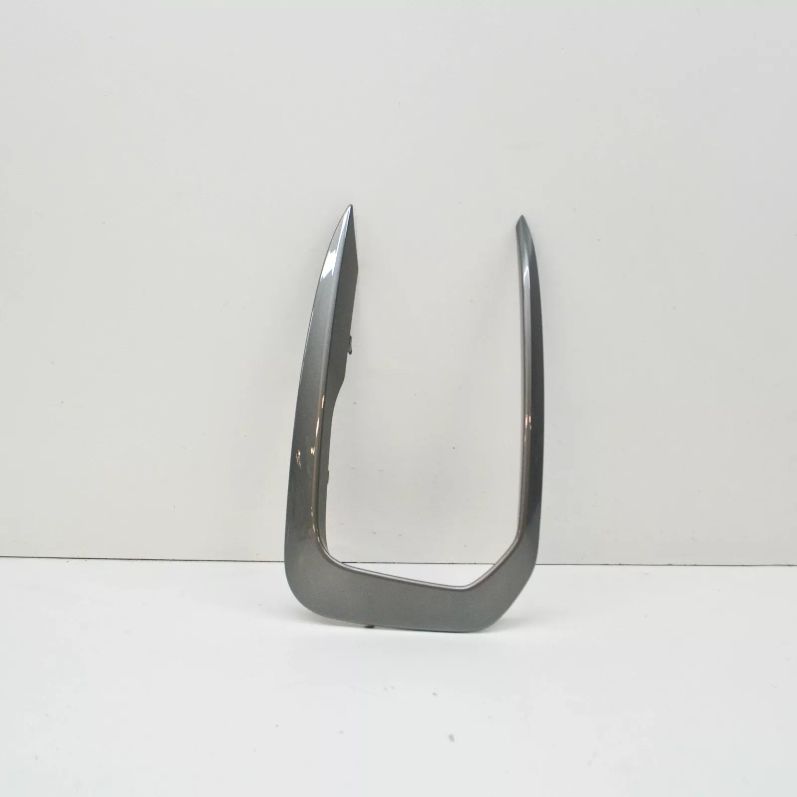 NEW BMW 1 F20 FRONT BUMPER RIGHT GRILLE COVER TRIM 51118070324 8070324 ORIGINAL