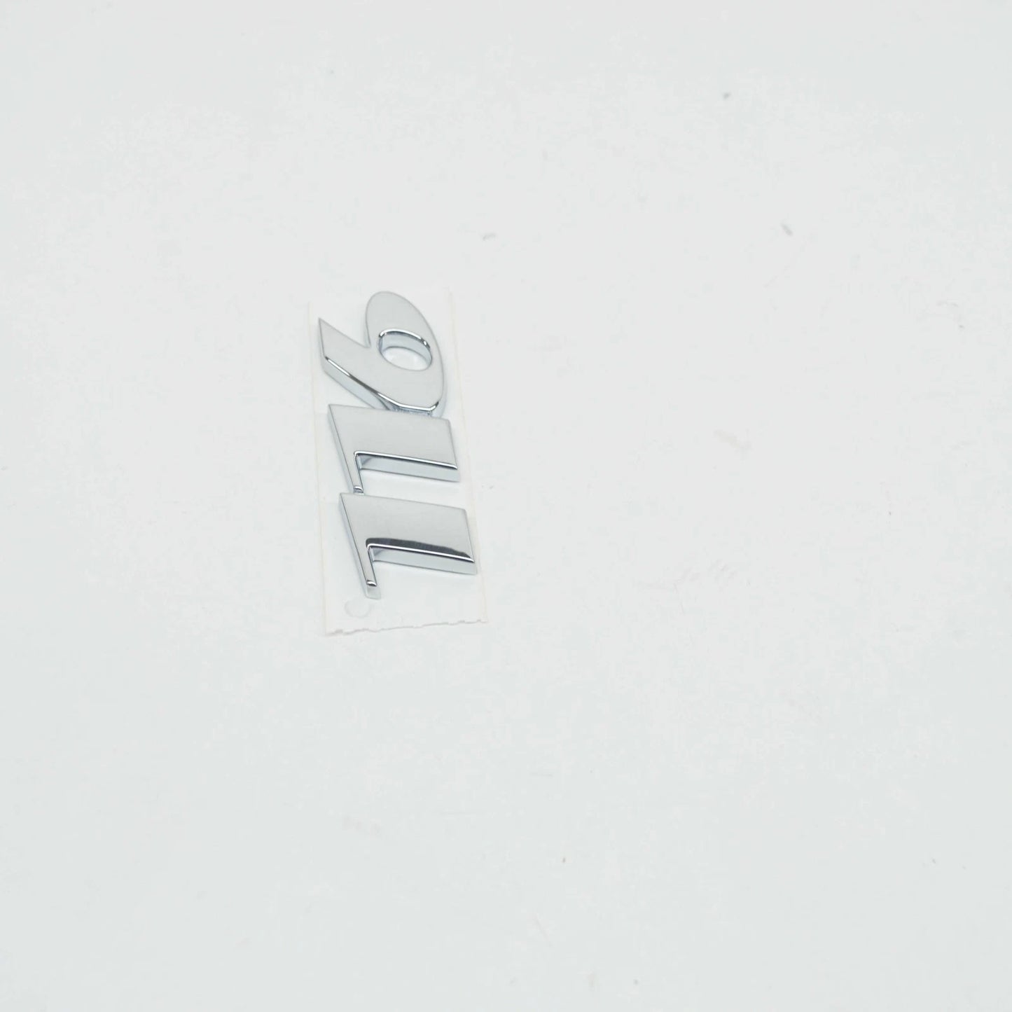 NEW MERCEDES-BENZ VITO W639 REAR PANEL DOOR BADGE A6398170500 ORIGINAL