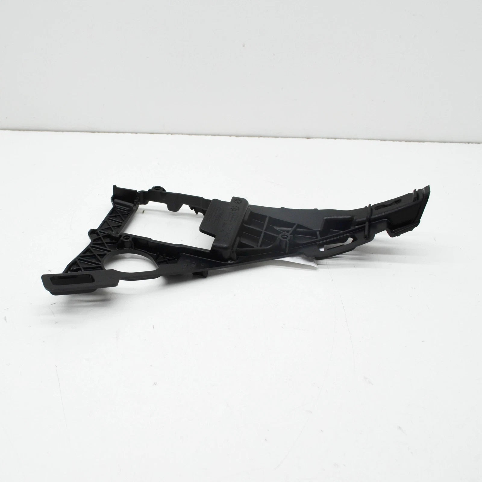 NEW AUDI Q7 4M BLIND SPOT DETECTION WARNING SENSOR BRACKET RIGHT 4M0919504B OEM