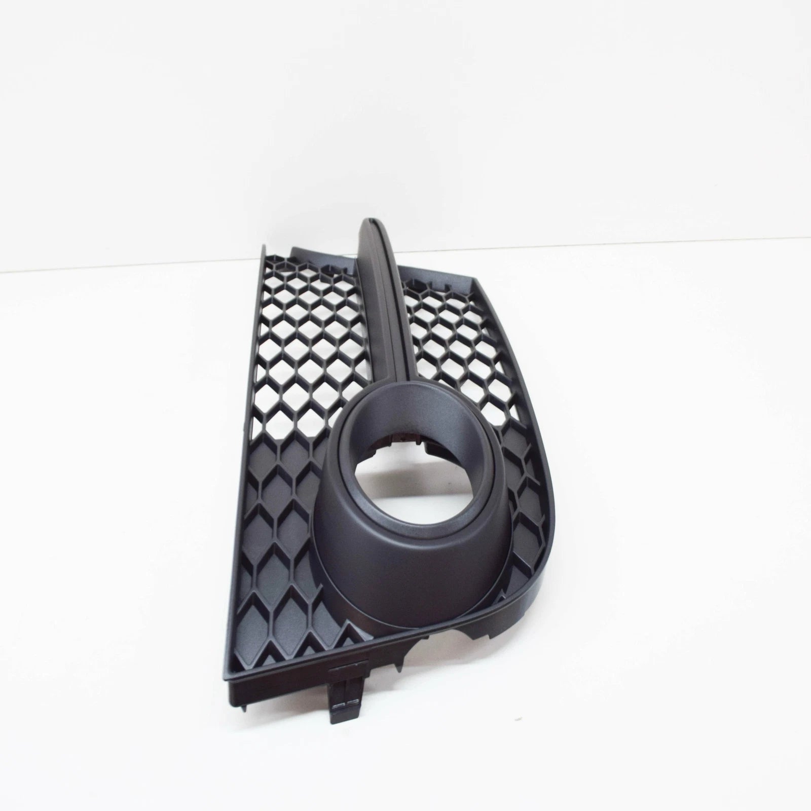 NEW AUDI TT 8J3 FRONT BUMPER LEFT FOG GRILLE 8J0807681K3FZ