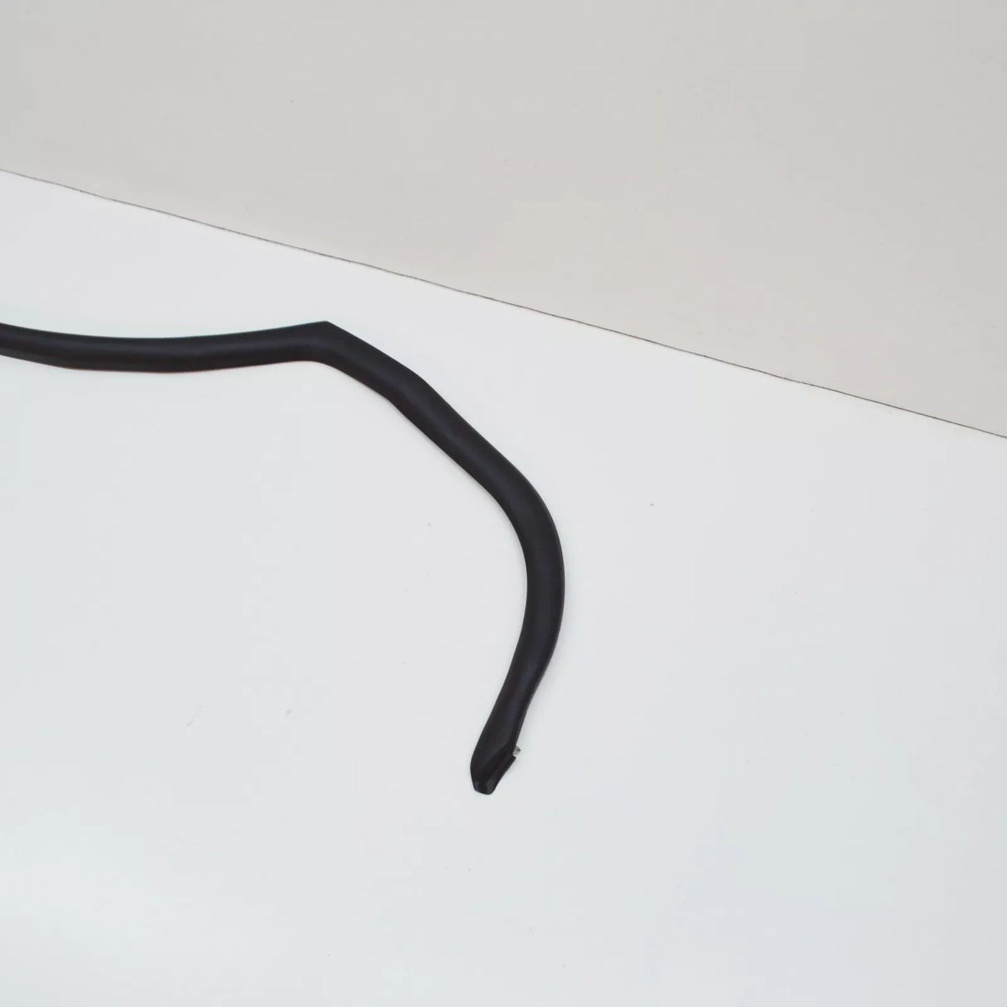 NEW VW TOUAREG 7P5 REAR RIGHT DOOR SEAL 7P0839762K ORIGINAL