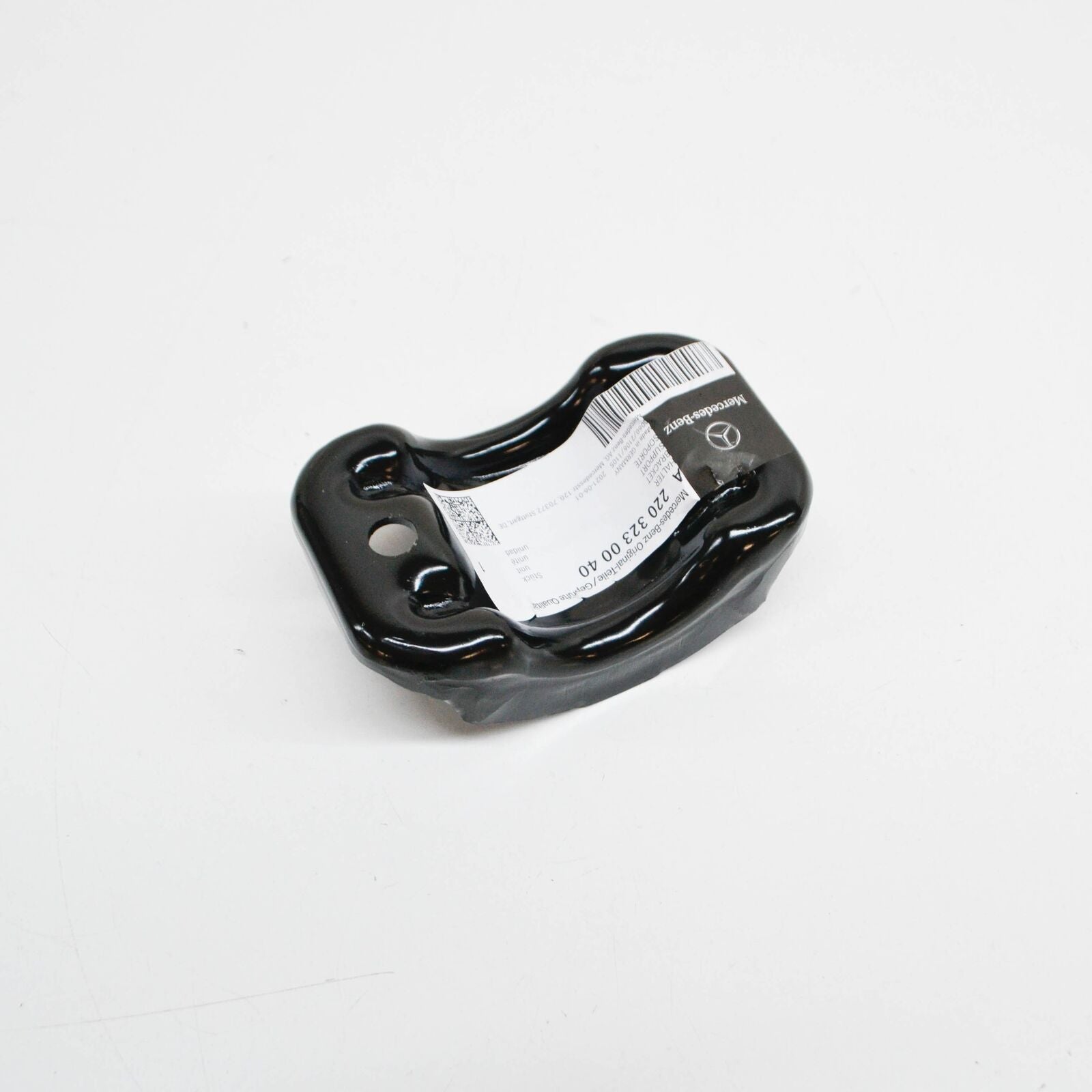 NEW MERCEDES-BENZ S W220 FRONT SWAY BAR BRACKET A2203230040 ORIGINAL