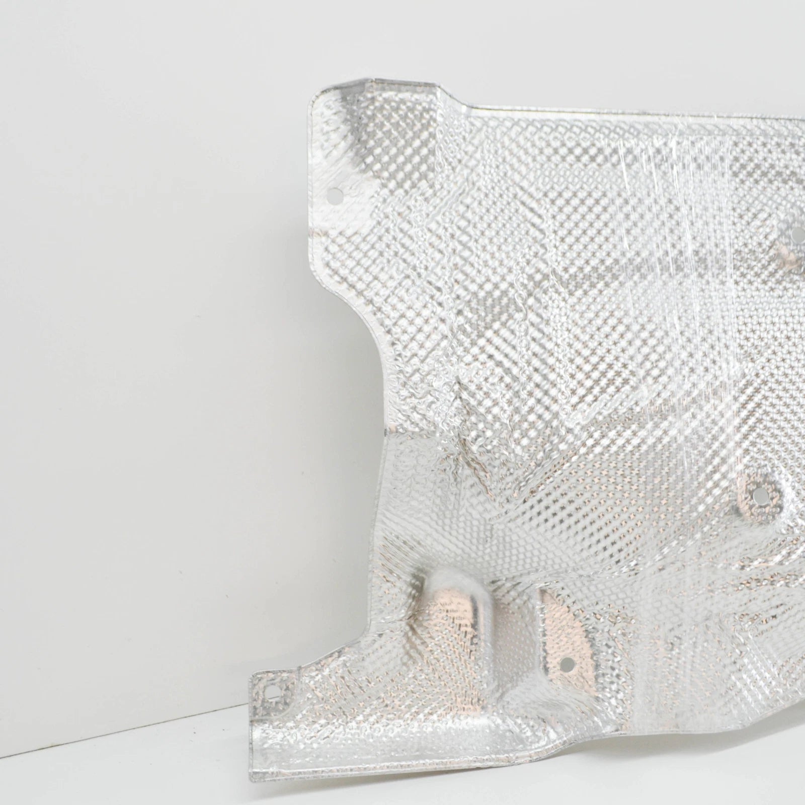 NEW BMW 3 E90 REAR LEFT SILENCER HEAT INSULATION 51487138485 7138485 ORIGINAL