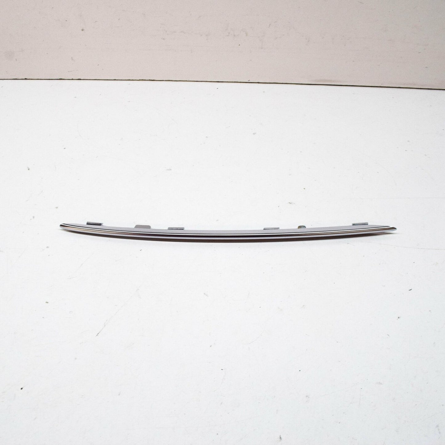 NEW MB GLC C253 FRONT BUMPER LEFT UPPER DECORATIVE STRIP A2538857701 ORIGINAL