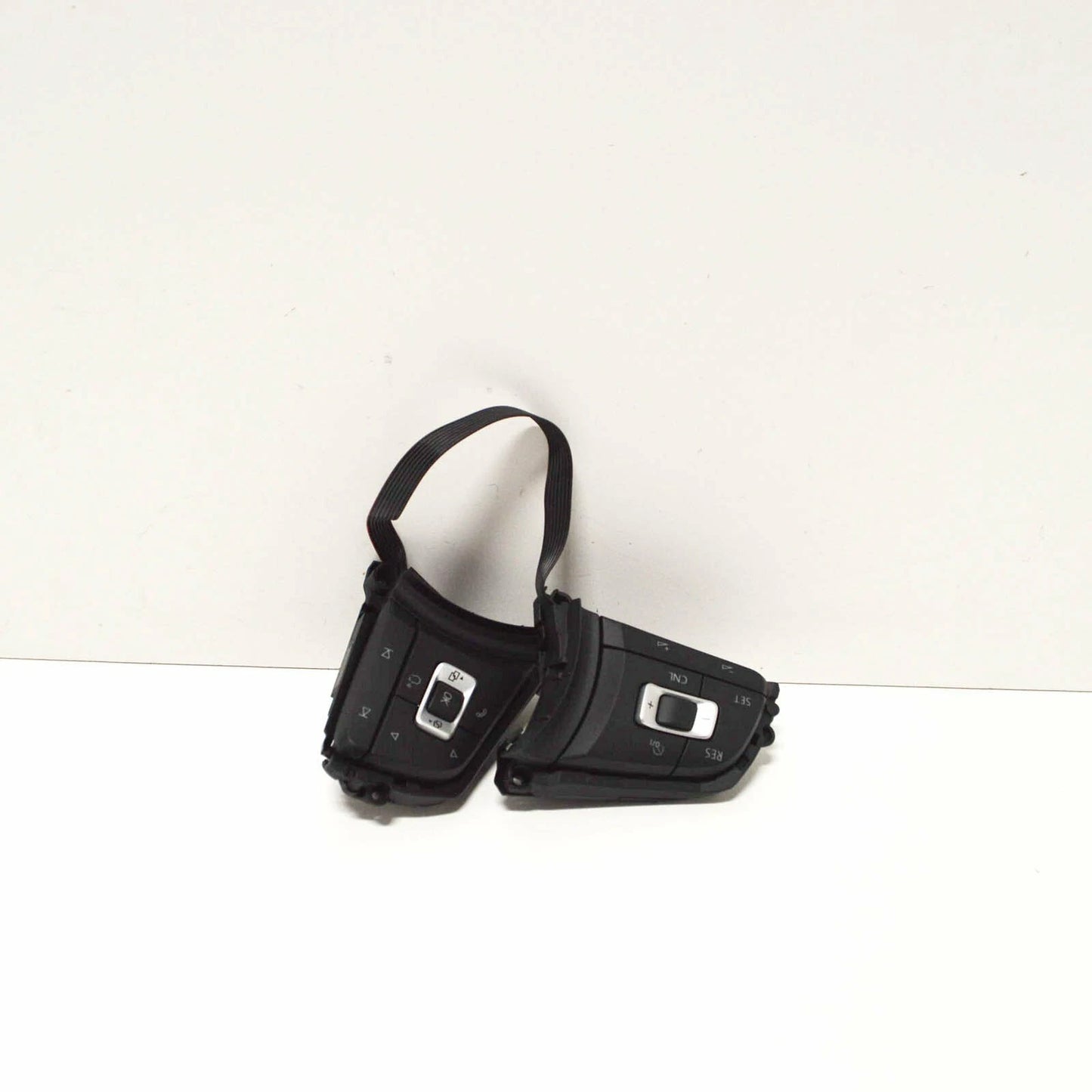 NEW VOLKSWAGEN GOLF MK7 STEERING WHEEL MULTI SWITCH SET 5G0959442QICX ORIGINAL