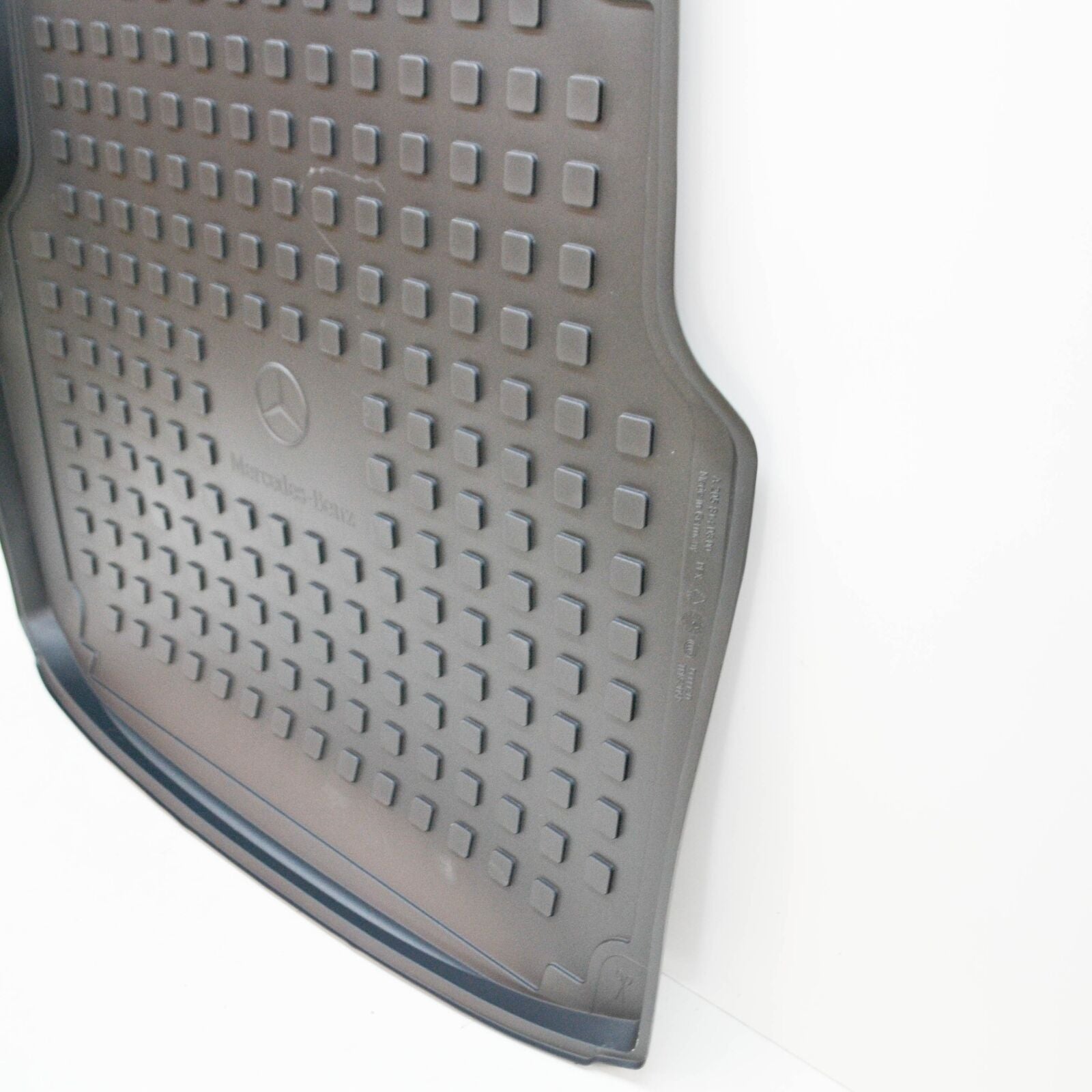 new mercedes-benz c s205 estate tailgate bootliner a2058140300 original