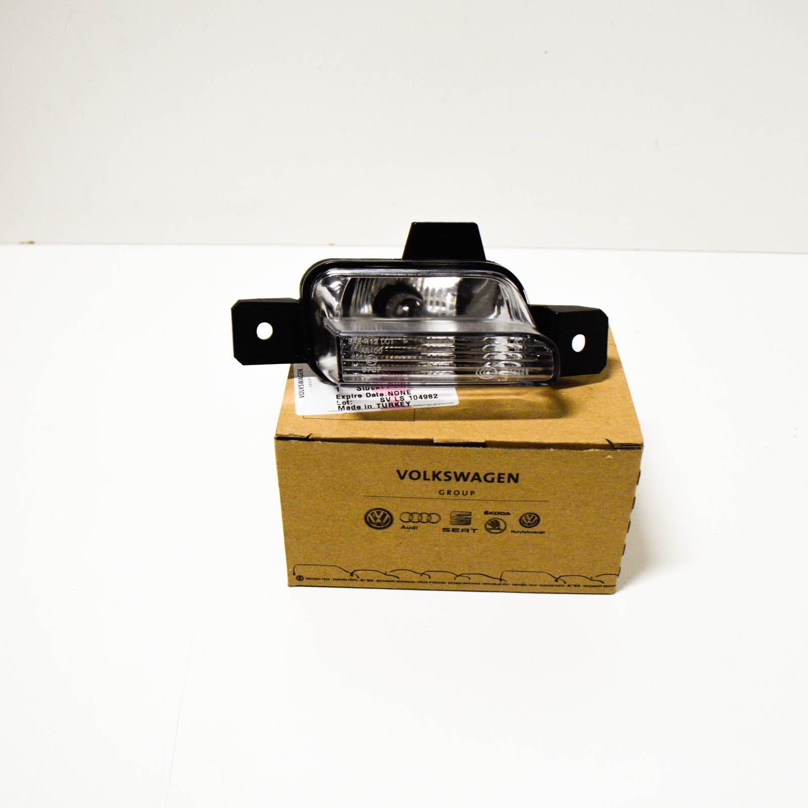 new volkswagen tiguan 5n rear bumper left reversing light 5n0941071 2013