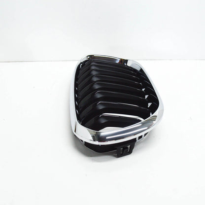 NEW BMW 1 F20 FRONT BUMPER RIGHT UPPER GRILLE 51137371686 7371686 2015 ORIGINAL