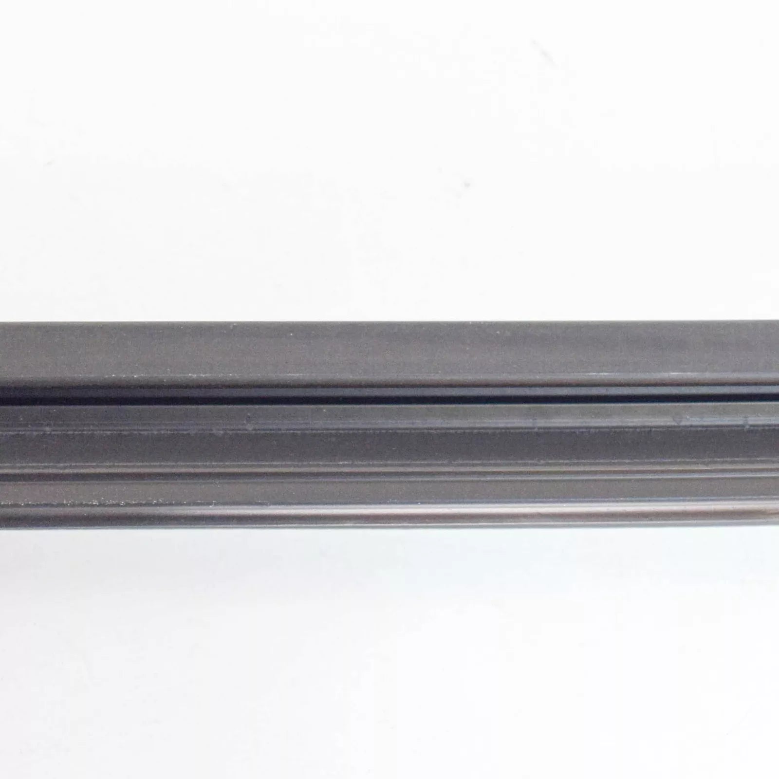 NEW MERCEDES-BENZ E W213 FRONT RADIATOR GRILLE UPPER SEAL A2136280900 ORIGINAL