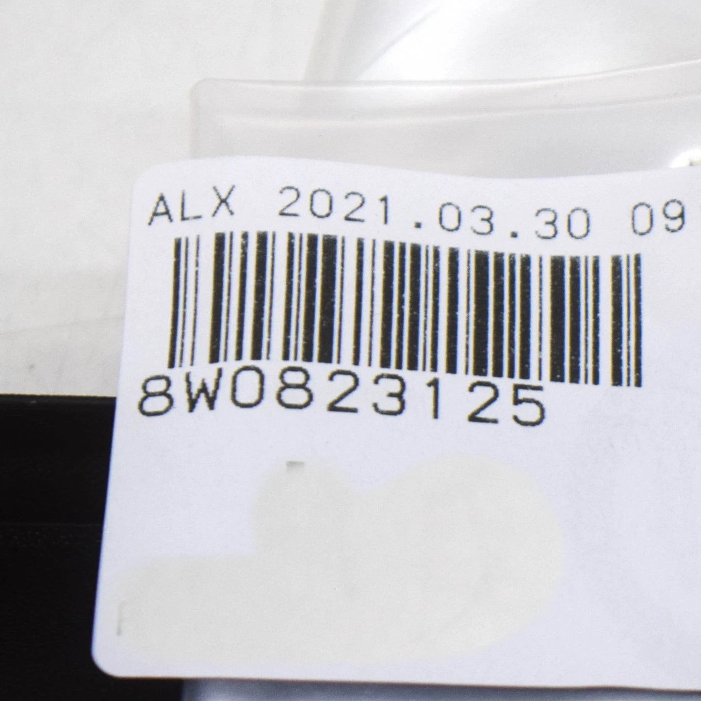 NEW AUDI A4 AVANT B9 FRONT BONNET HOOD LEFT PROTECTION 8W0823125 ORIGINAL