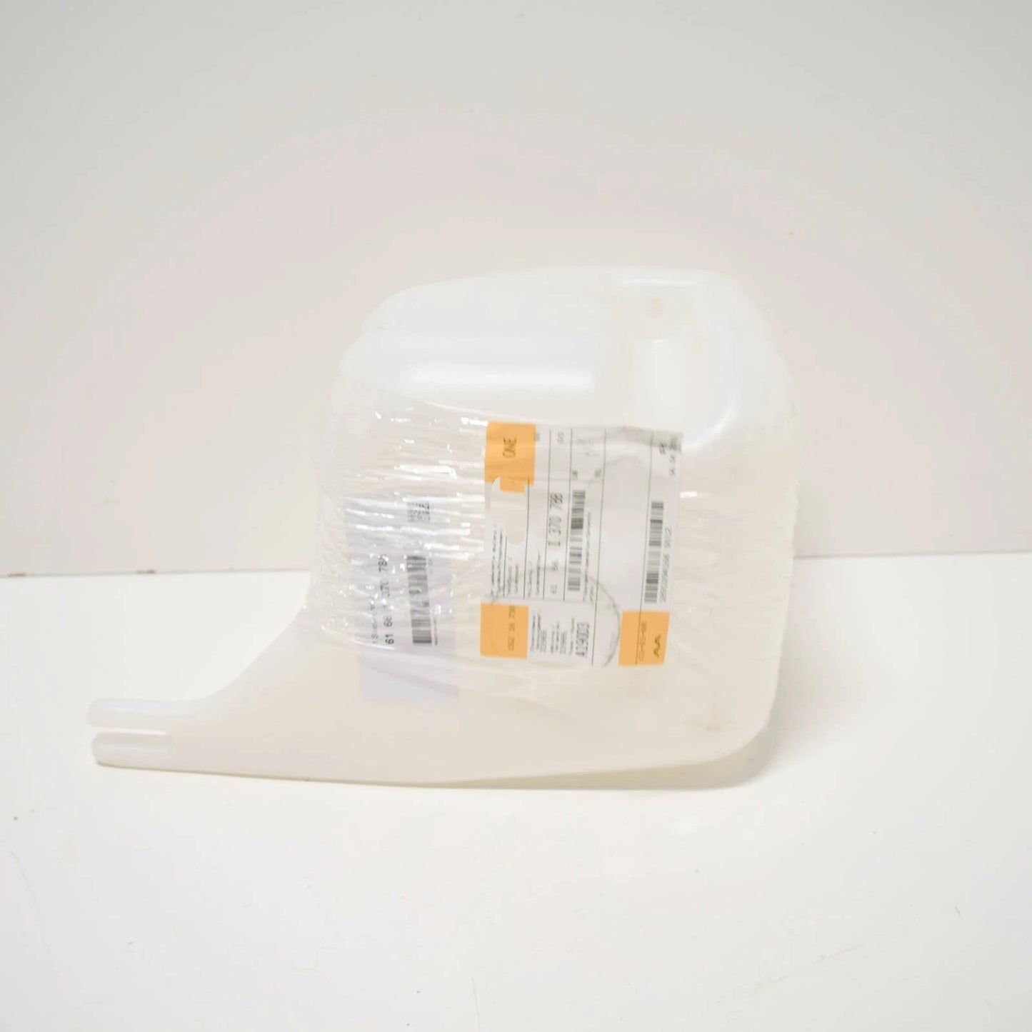 NEW BMW 3 E36 WINDSHIELD WASHER FLUID RESERVOIR 61661370788 1370788 ORIGINAL