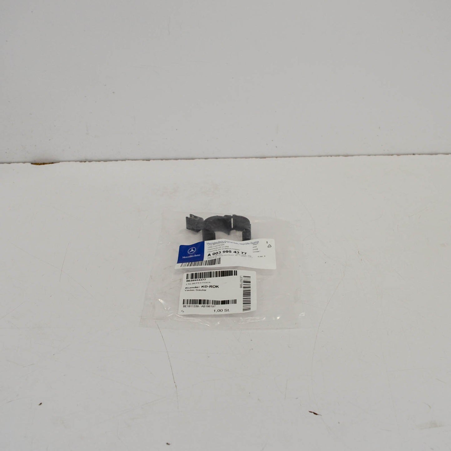 new mercedes-benz gle c292 line fastener a0039954377 original