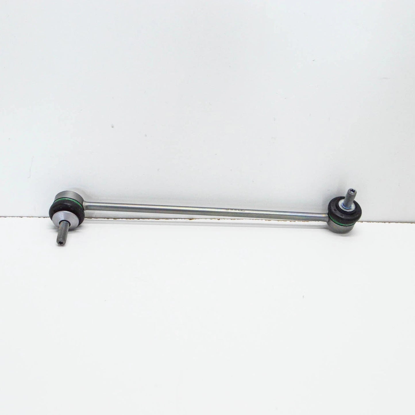 NEW BMW 5 E60 FRONT SWAY BAR STABILIZER RIGHT TIE ROD 31306781548 ORIGINAL