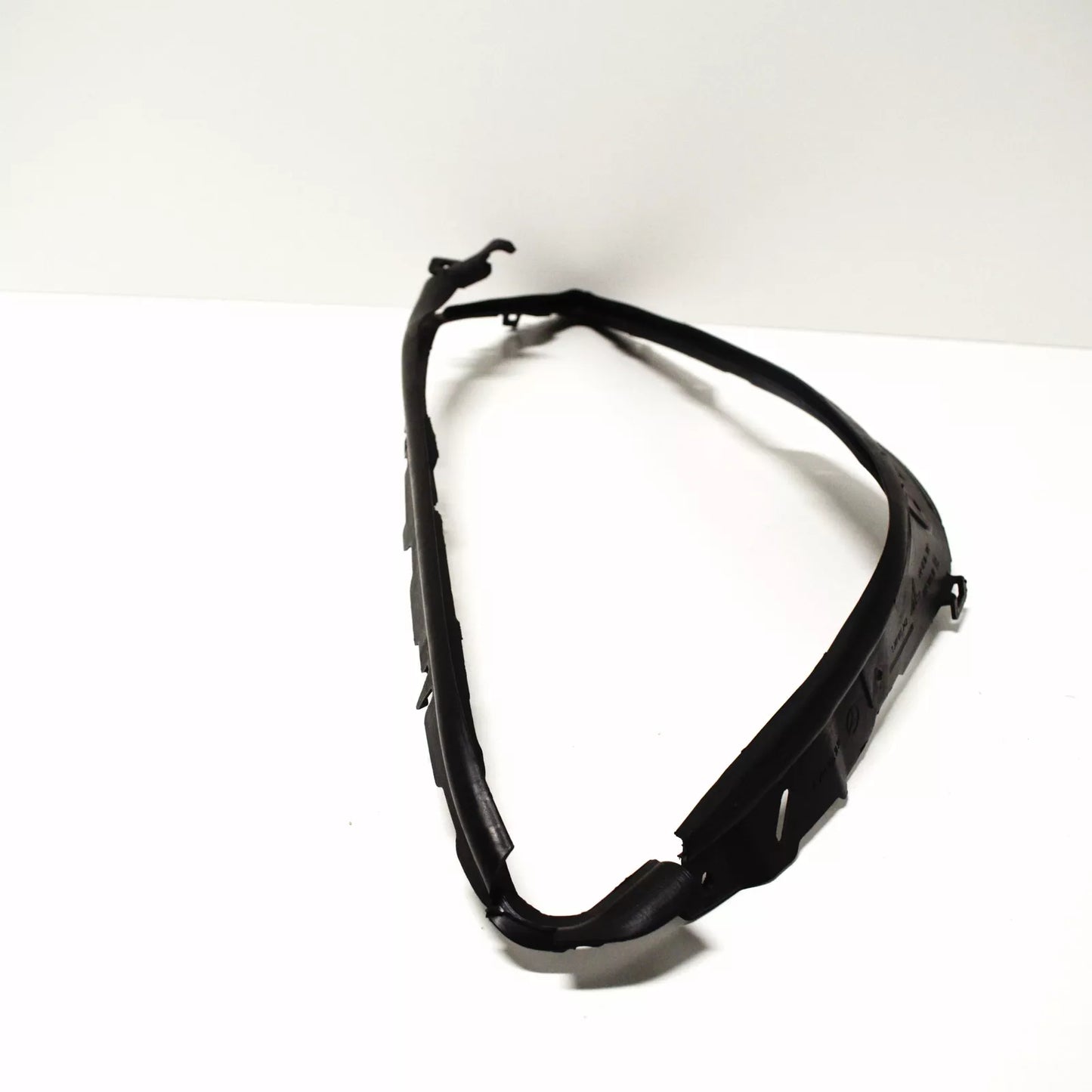 NEW MERCEDES-BENZ C-CLASS W204 RIGHT HEADLIGHT GASKET SEAL A2048261091 ORIGINAL