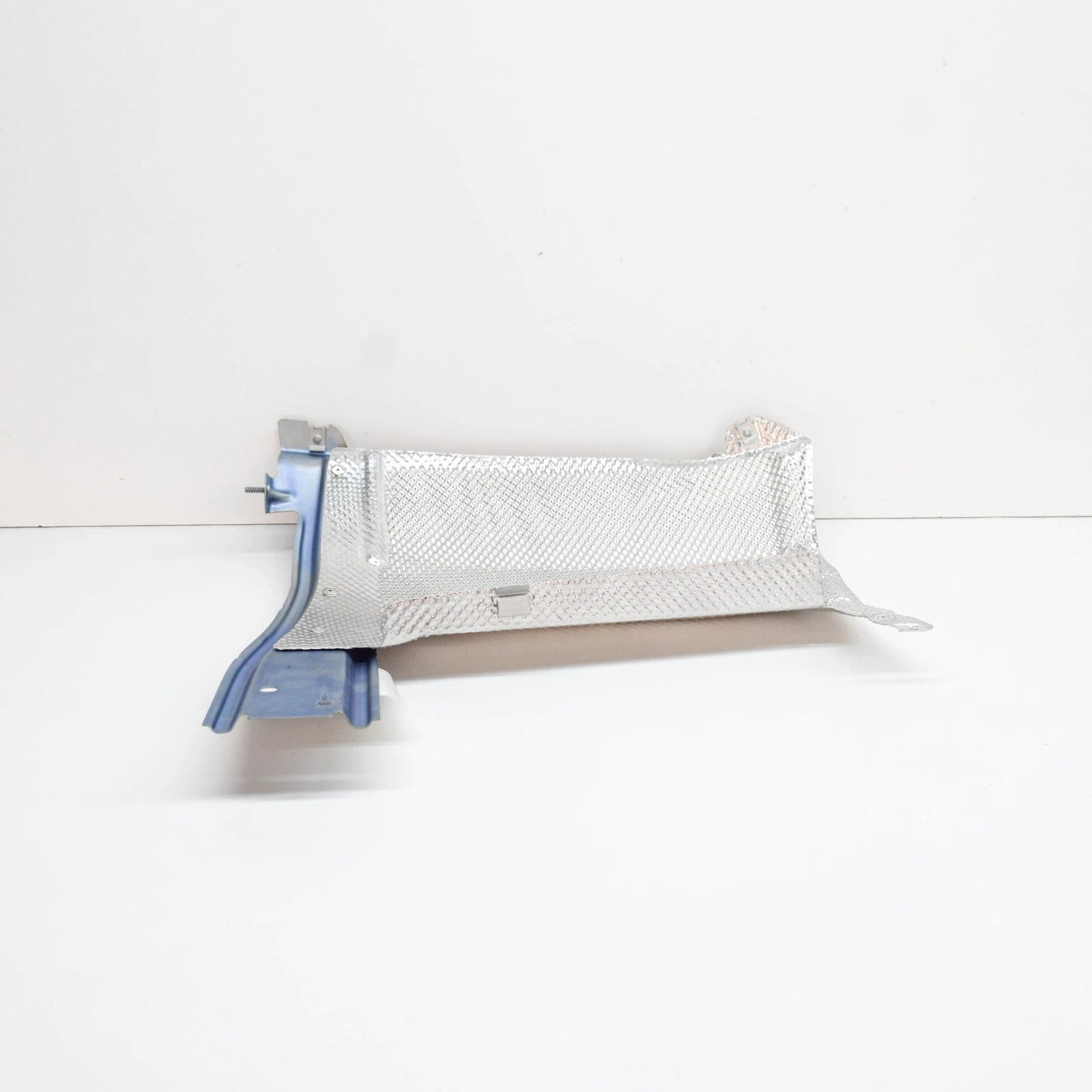 NEW MERCEDES-BENZ C W204 REAR MUFFLER LEFT OUTER SCREENING A2046800122