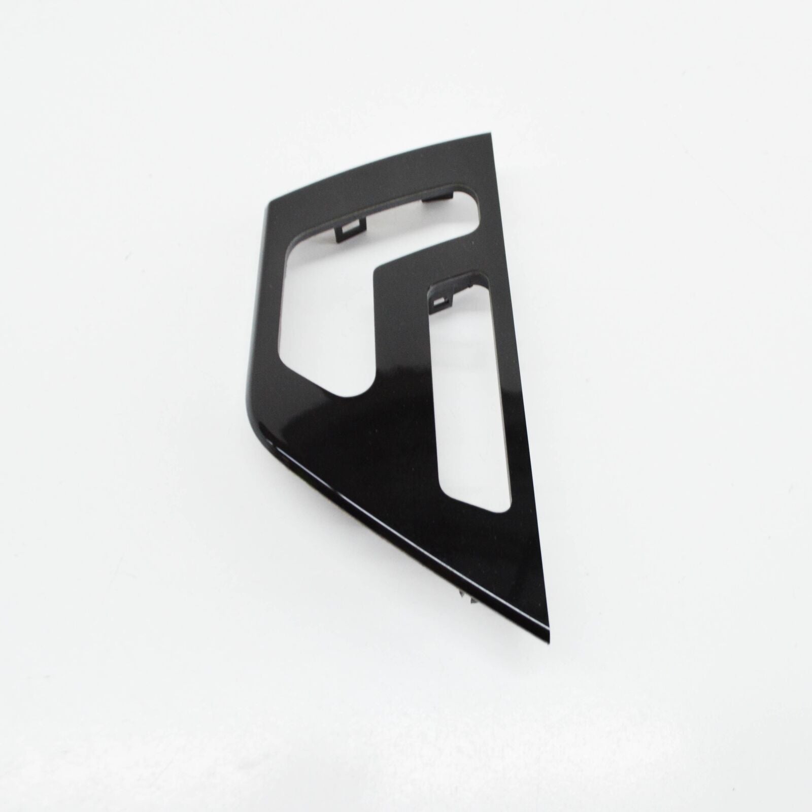 NEW MERCEDES-BENZ E C207 FRONT LEFT DOOR PANEL TRIM A20772019222A04 ORIGINAL