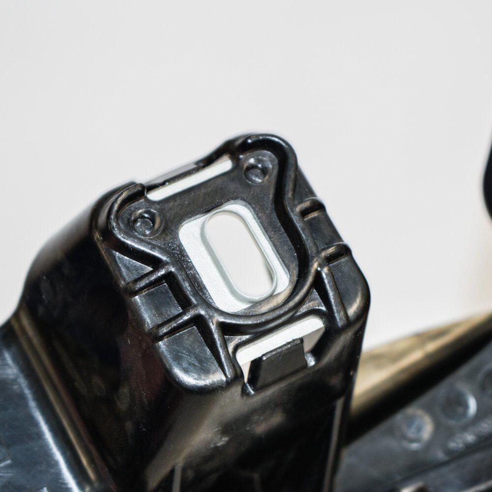 NEW MERCEDES-BENZ C W205 REAR RIGHT BUMPER BRACKET A2058850465 ORIGINAL